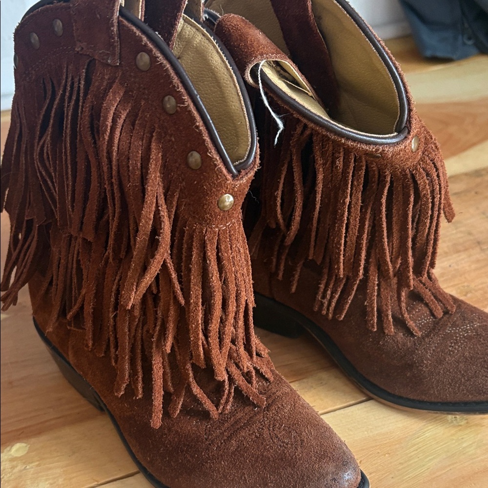 Western Girlie Girls!! Brown Fringe Suede Ankle Boots